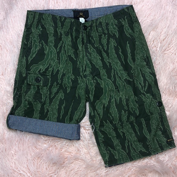 10 deep shorts
